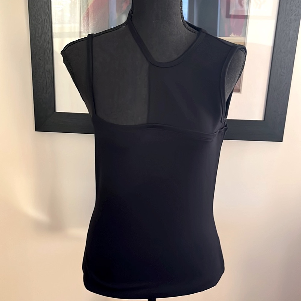 A beautiful Marcella New York brand new top size small never worn